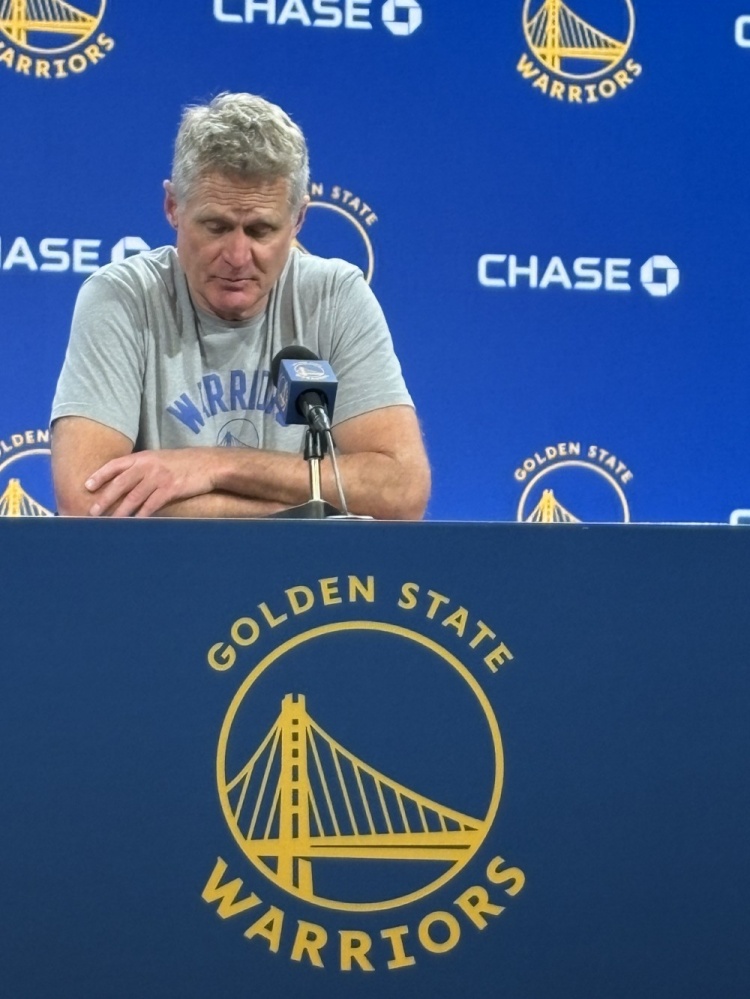 科尔:波杰&穆迪&库明加3个人同时发挥还是第一次 这非常令人振奋 科尔:波杰&穆迪&库明加3个人同时发挥还是第一次 这非常令人振奋